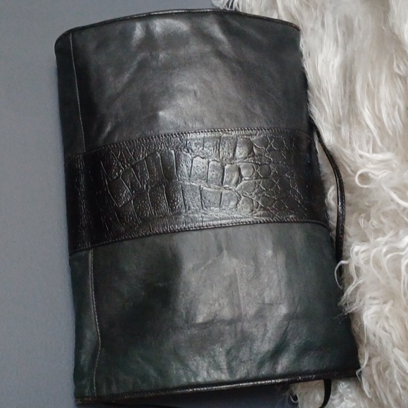 Vintage Susan Gail Leather Clutch